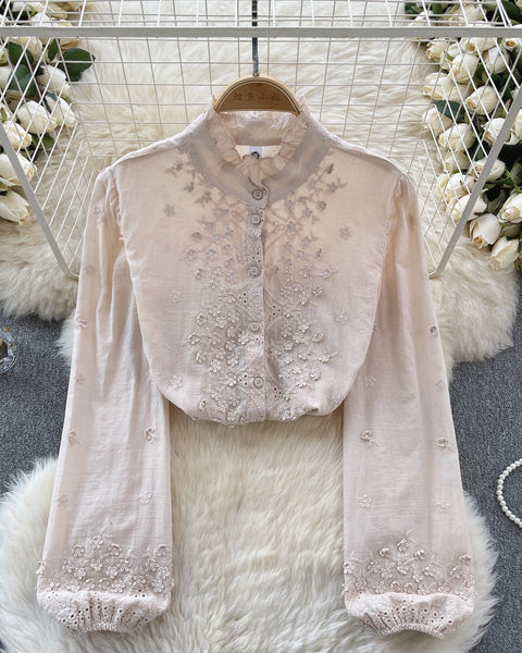 Fırfırlı Kol Düz Renk Nakışlı Gömlek