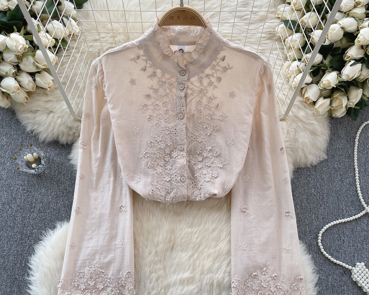 Fırfırlı Kol Düz Renk Nakışlı Gömlek