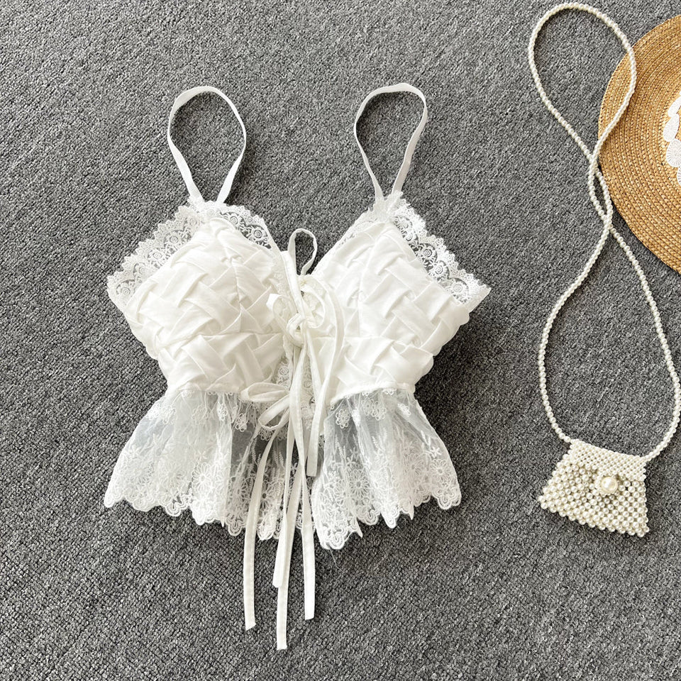 Tatlı Dantel V Yaka Dokuma Desenli Bluz