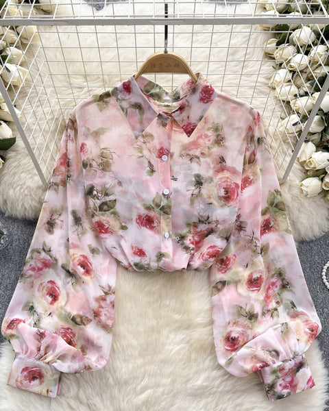 Bahar Çiçekli Desenli Şifon Bluz