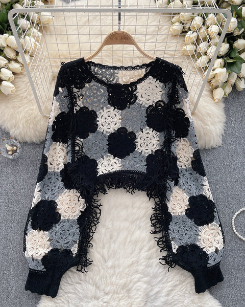 Bol Kesim Püsküllü Delikli Triko