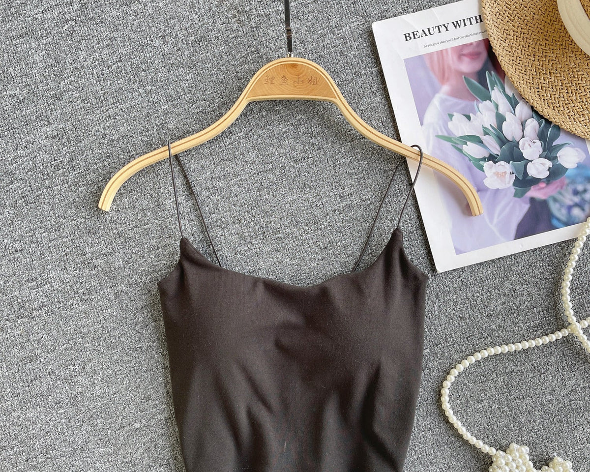 Basit Tasarım Şeker Renk Kolsuz Bluz