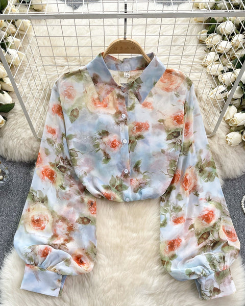 Bahar Çiçekli Desenli Şifon Bluz