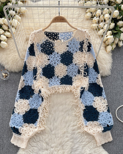 Bol Kesim Püsküllü Delikli Triko