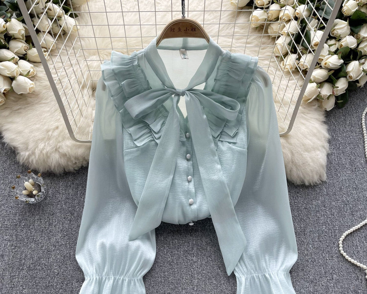 Parlayan Plise Fiyonklu Gömlek