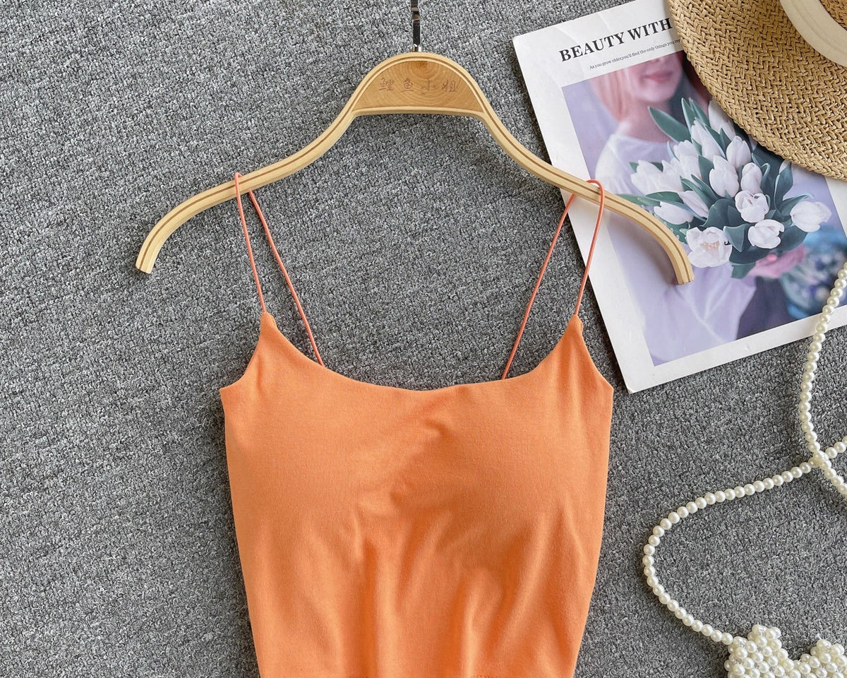 Basit Tasarım Şeker Renk Kolsuz Bluz