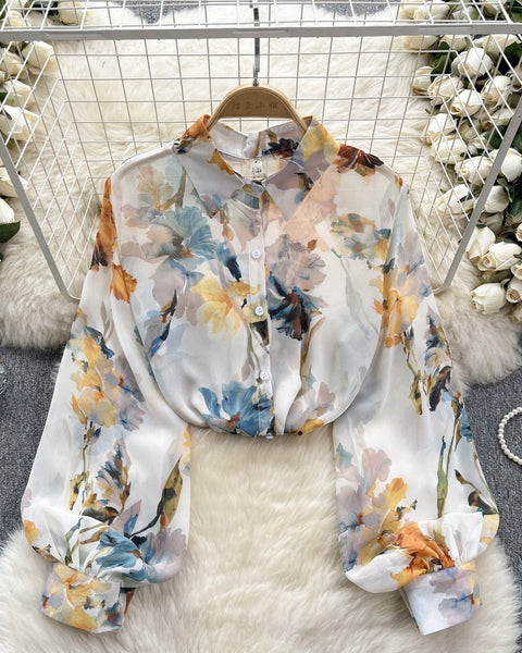 Bahar Çiçekli Desenli Şifon Bluz