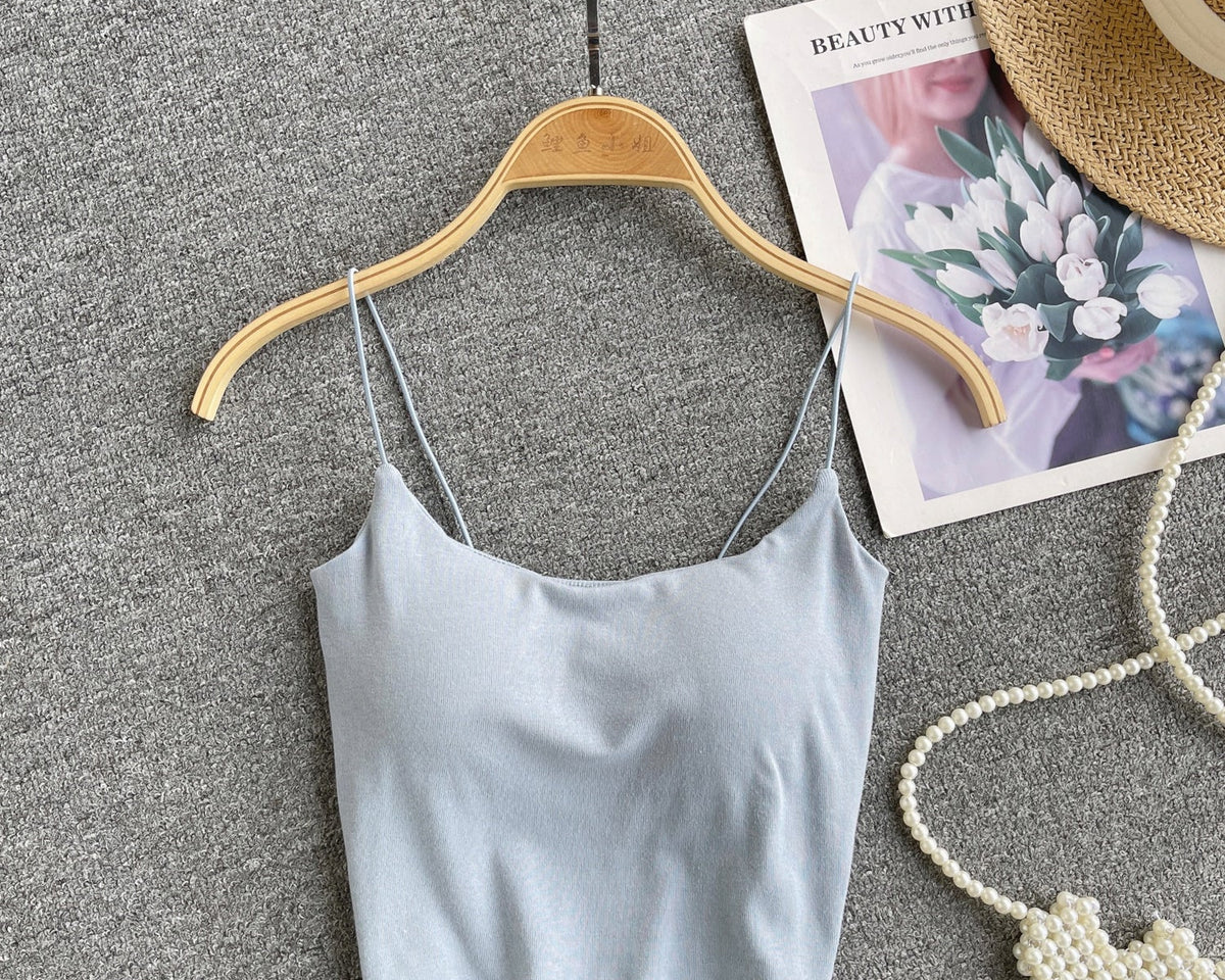 Basit Tasarım Şeker Renk Kolsuz Bluz