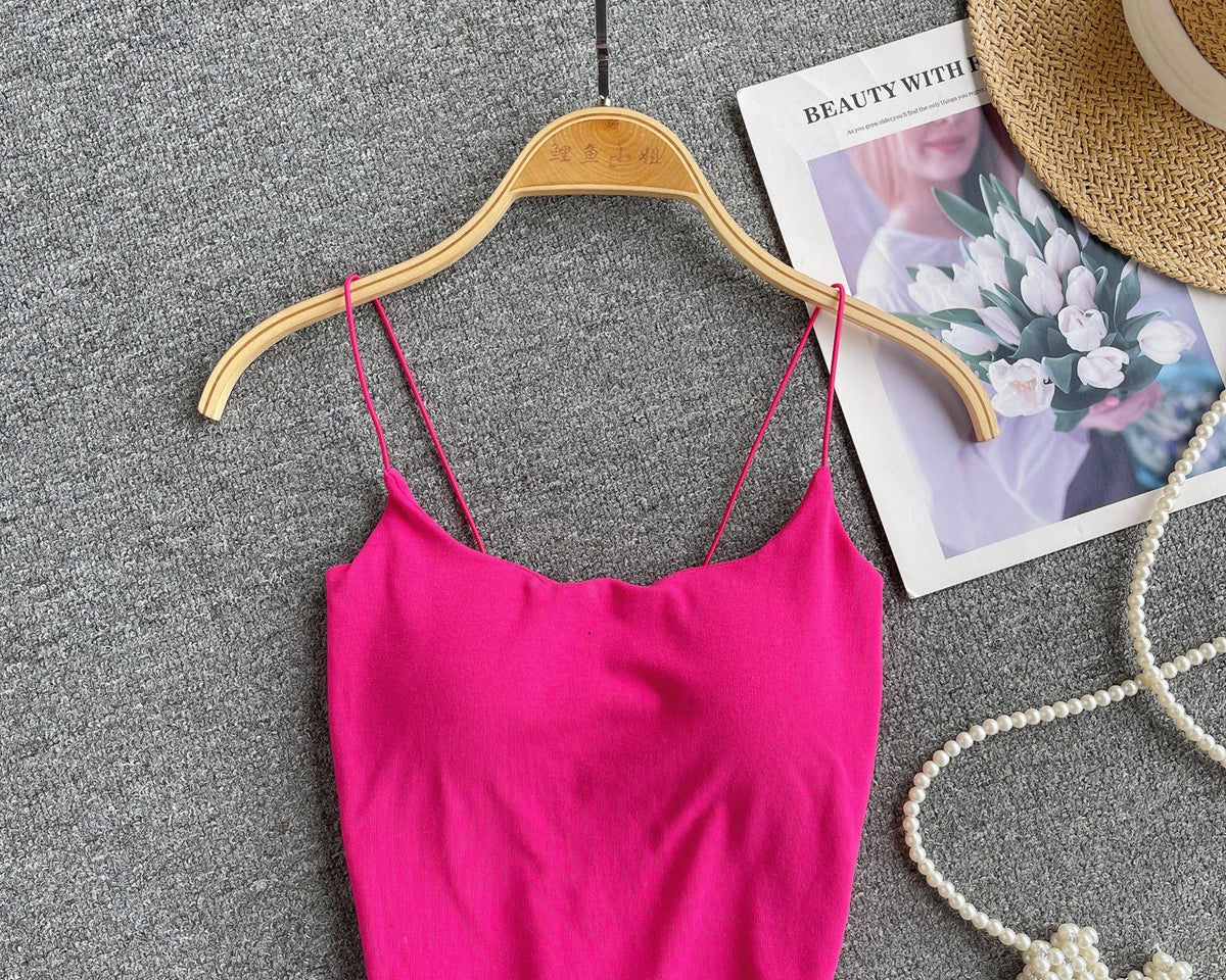 Basit Tasarım Şeker Renk Kolsuz Bluz