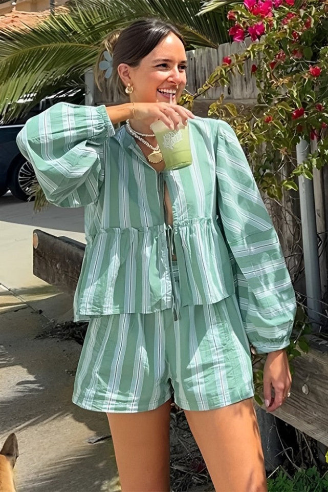 Çizgili Desenli Gömlek ve Şort Seti